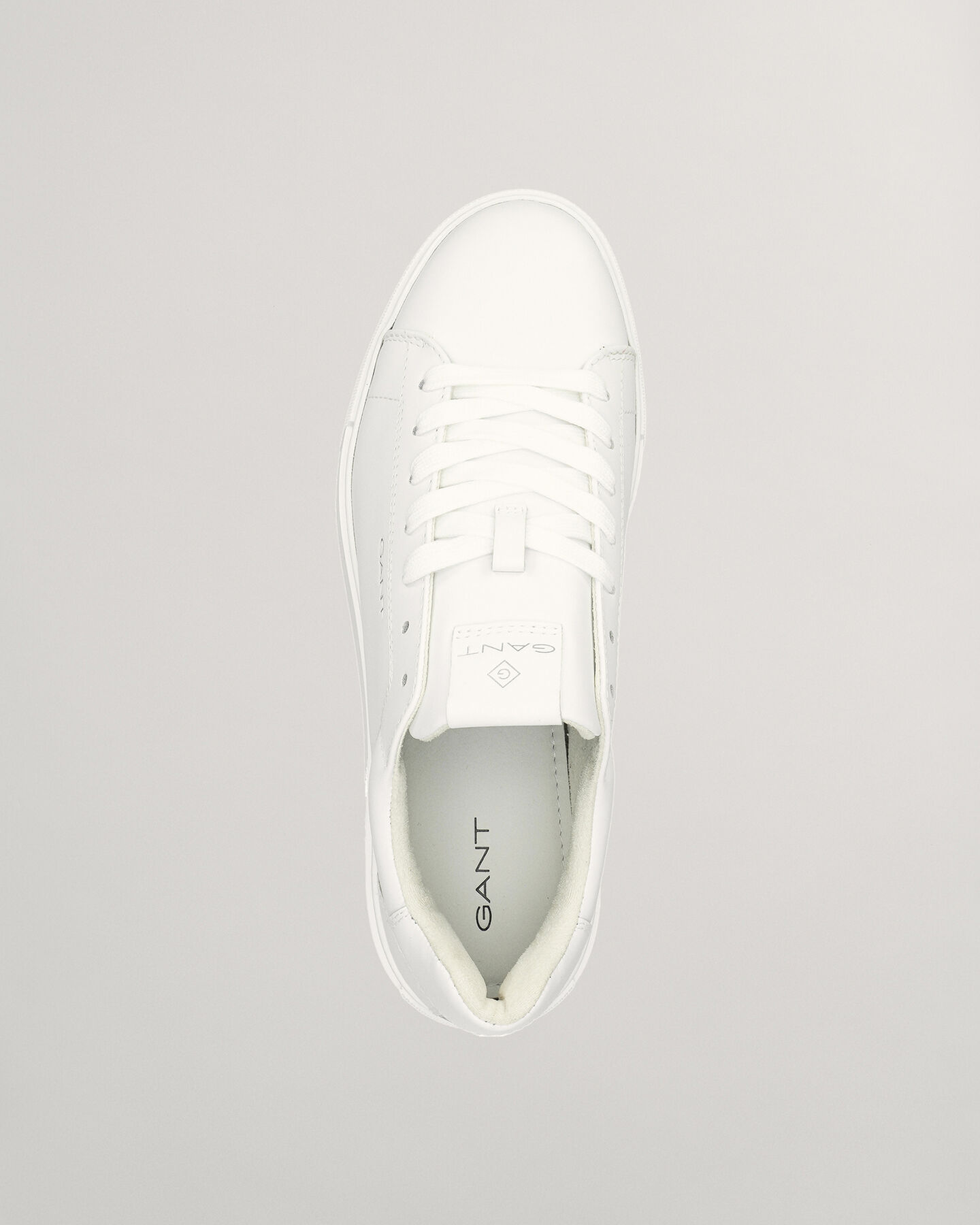 Mc&nbsp;Julien ‑tennarit