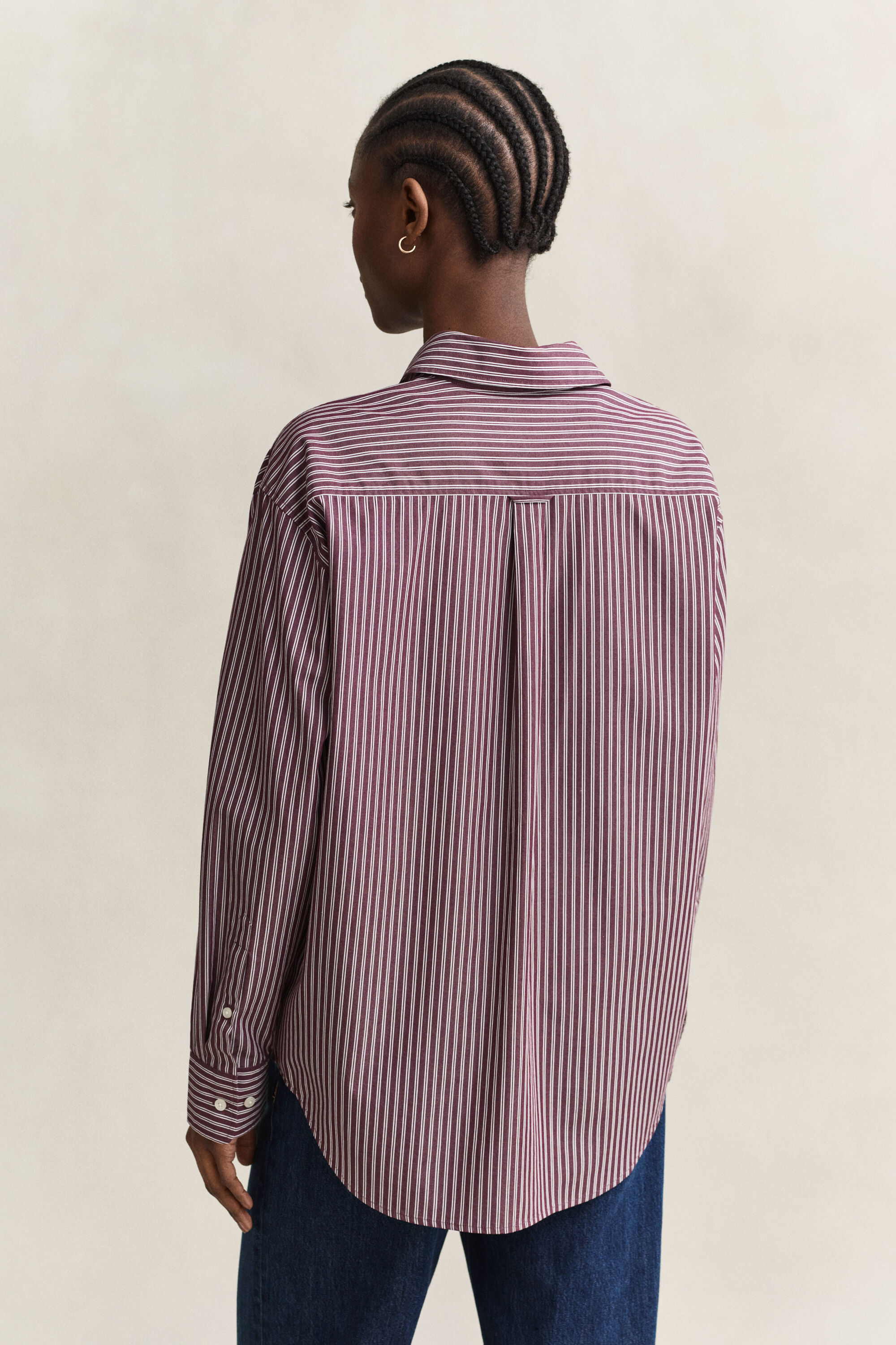 Relaxed fit ‑mitoitettu klassinen popliiniraitapaita
