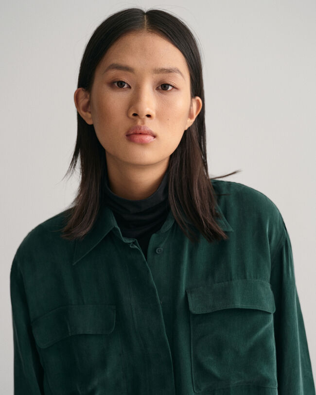 Relaxed fit ‑mitoitettu utility-paita