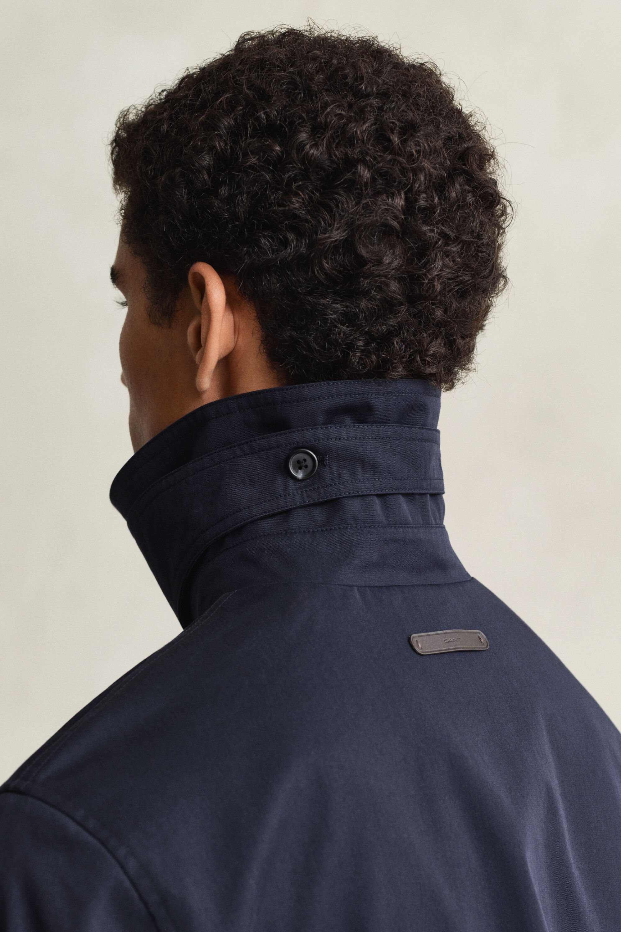 Puuvillasekoitteinen trenssitakki