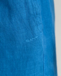 Teens-malliston pellavashortsit