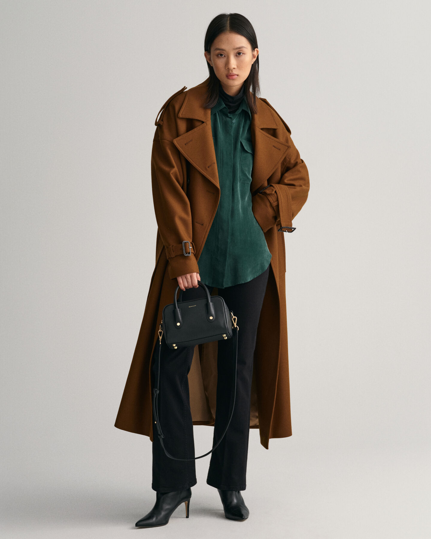 Relaxed fit ‑mitoitettu utility-paita