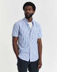 Regular fit ‑mitoitettu lyhythihainen klassinen popliiniraitapaita