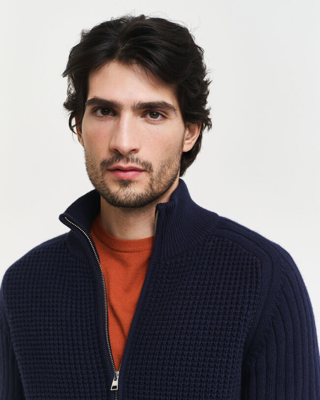 Kohopintainen vetoketjullinen neuletakki villasekoitetta