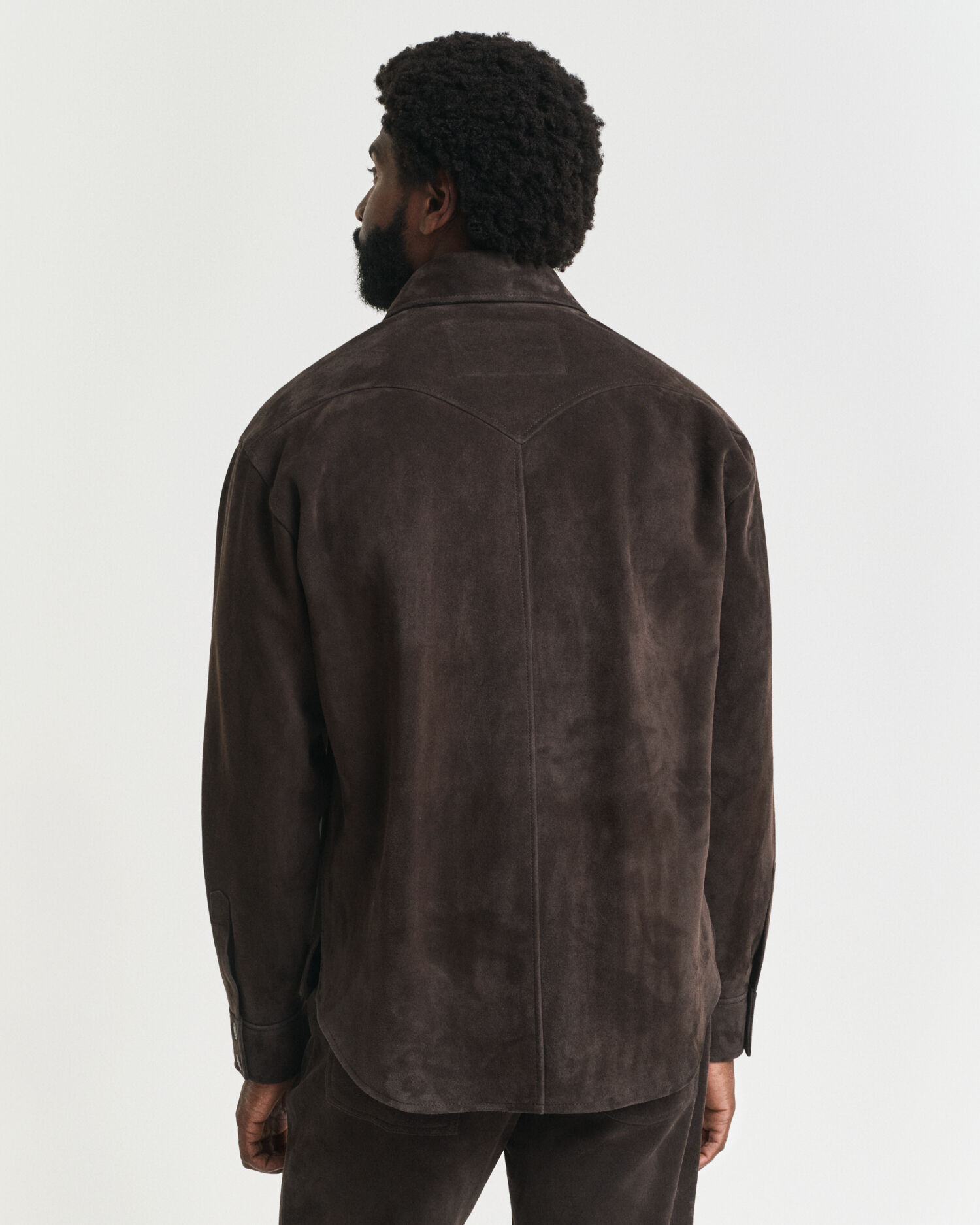 Relaxed fit ‑mitoitettu mokkanahkainen rodeopaita