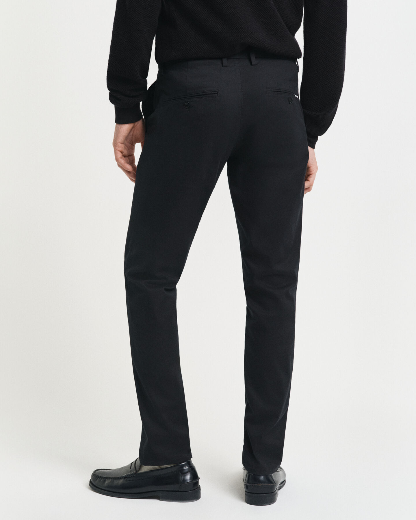 Slim fit ‑mitoitetut chinot