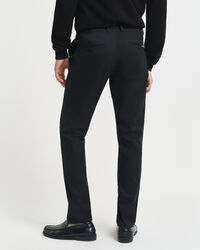 Slim fit ‑mitoitetut chinot