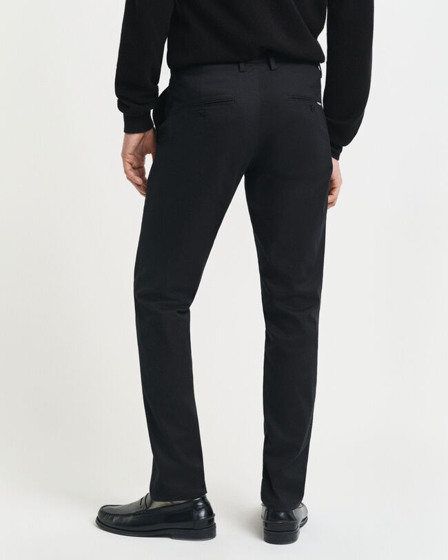Slim fit ‑mitoitetut chinot