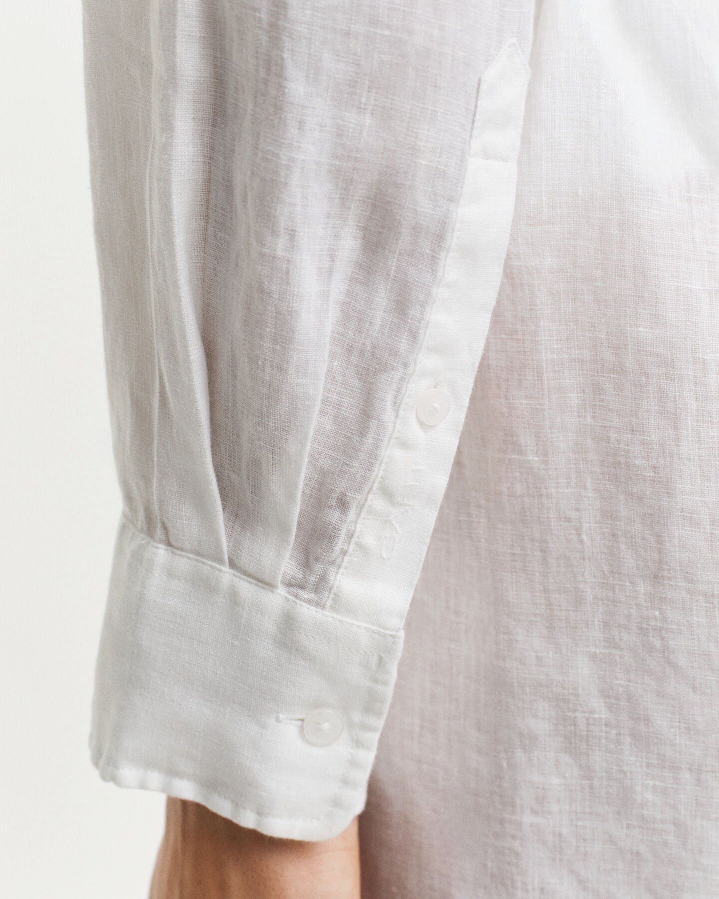 Pellavapaitamekko ja vyö