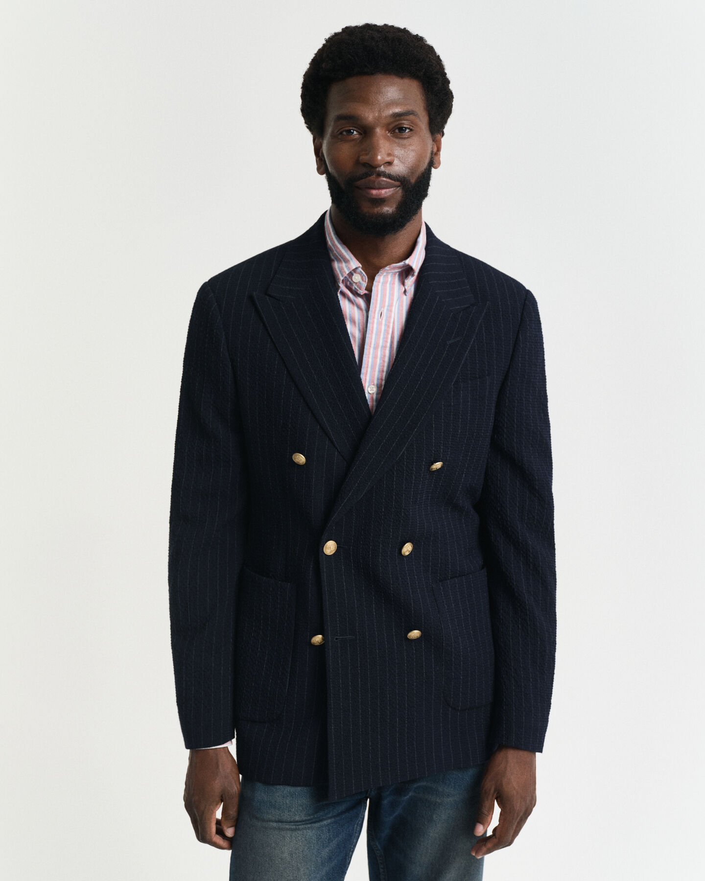 Slim fit -mitoitettu raidallinen seersucker-klubitakki