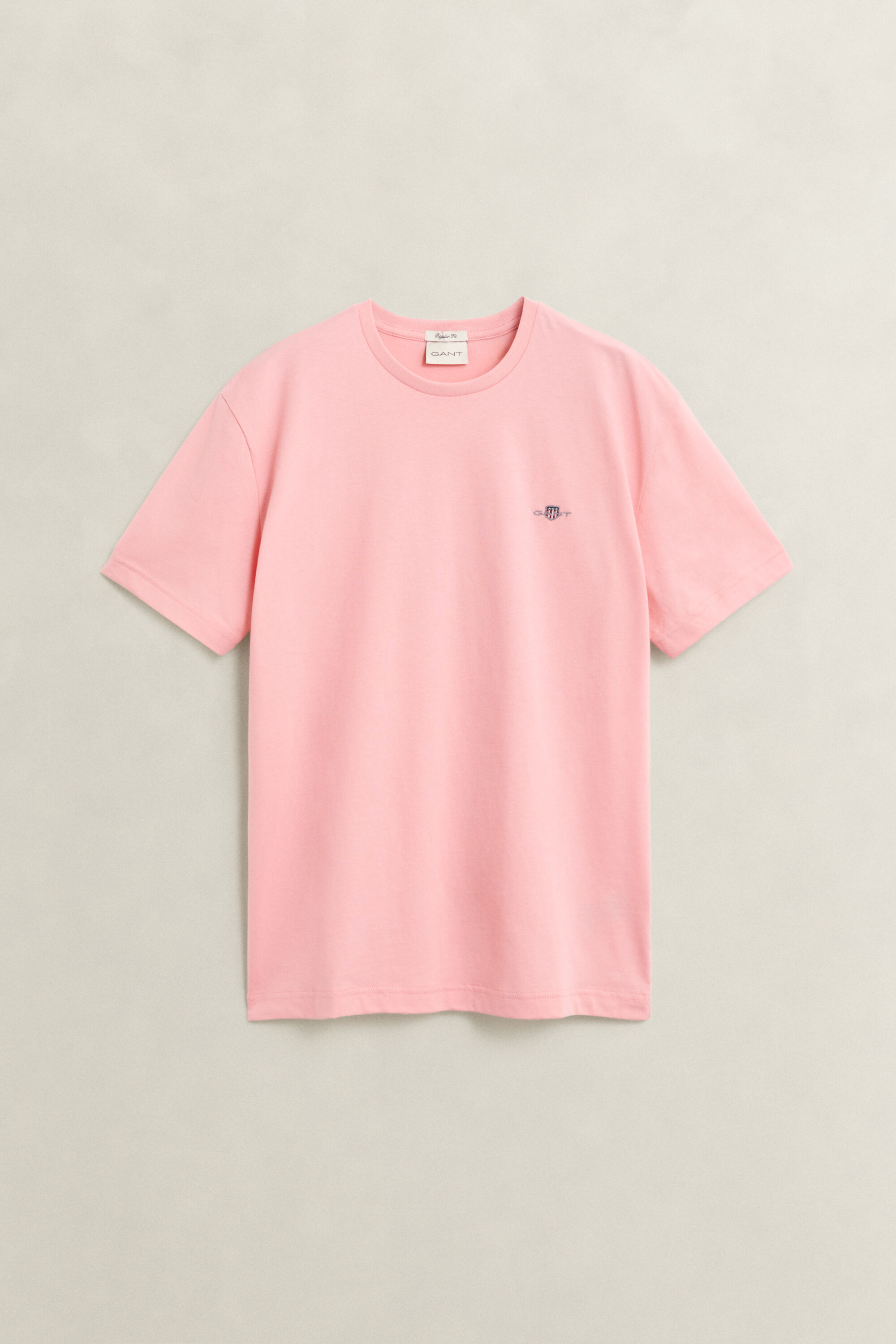 Regular fit ‑mitoitettu Shield-t‑paita