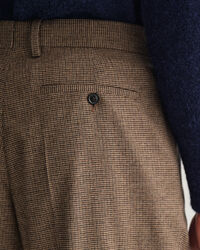 Kukonaskelkuvioiset puvunhousut