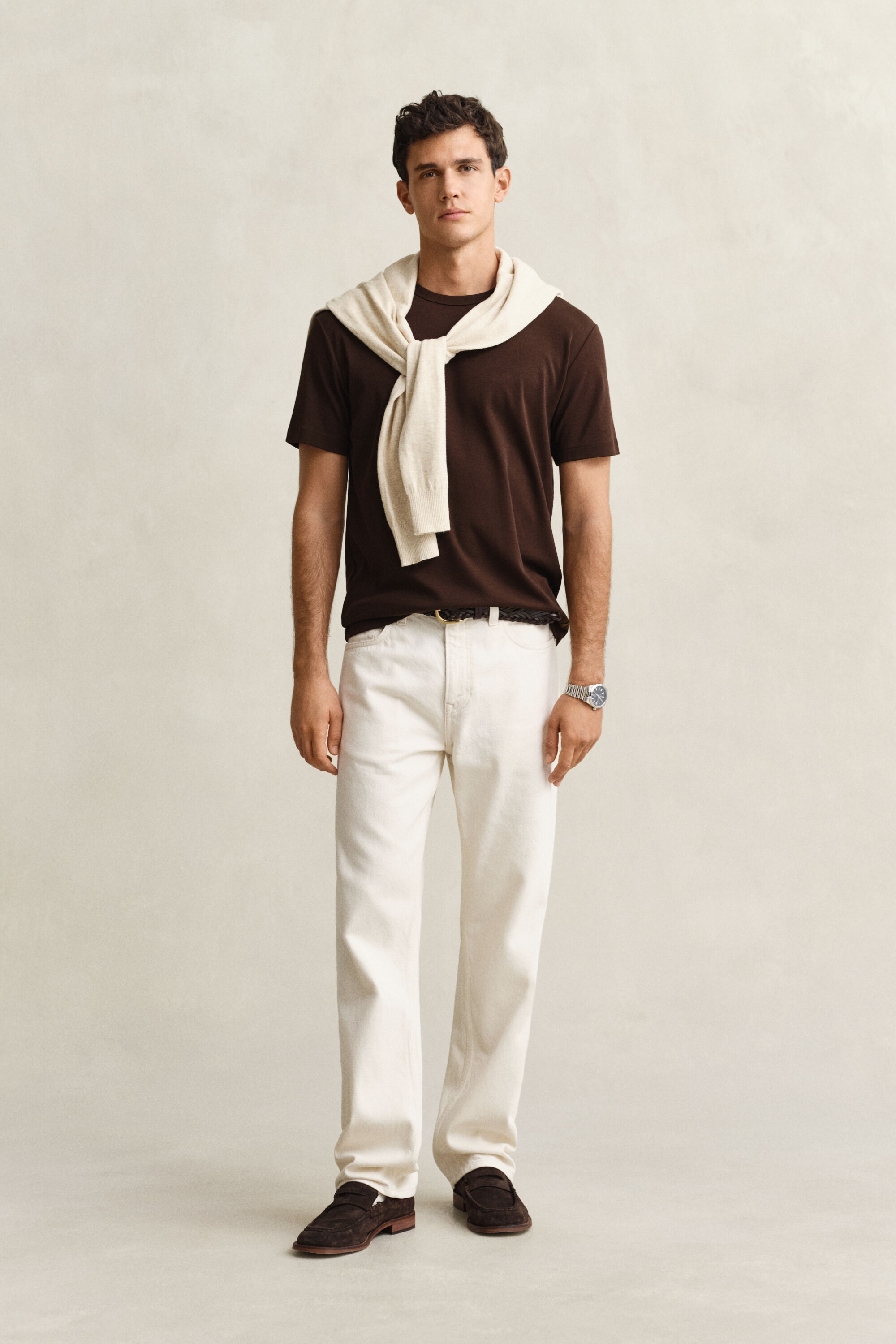 Collegeneulos-t‑paita