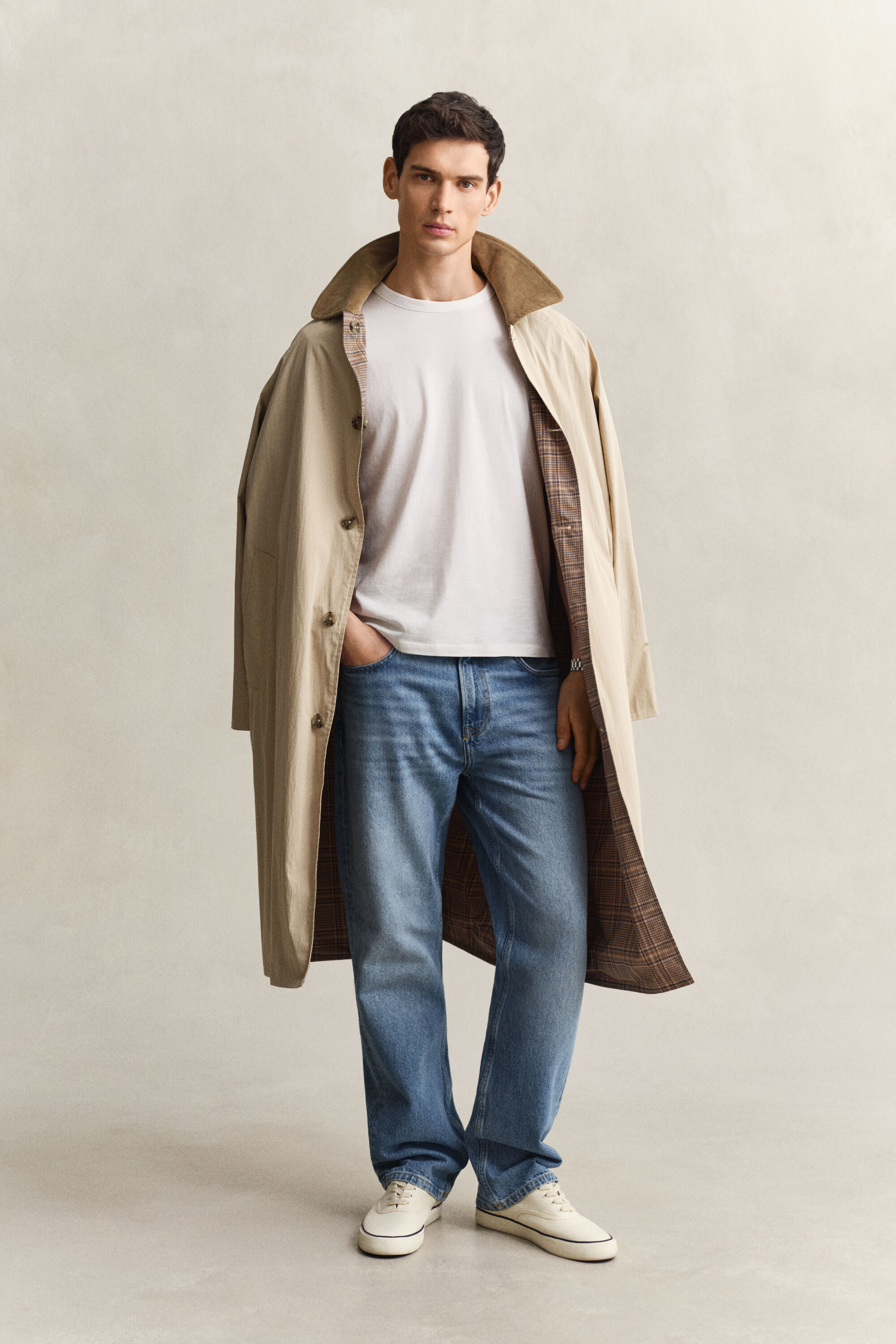 Straight fit ‑mitoitetut farkut