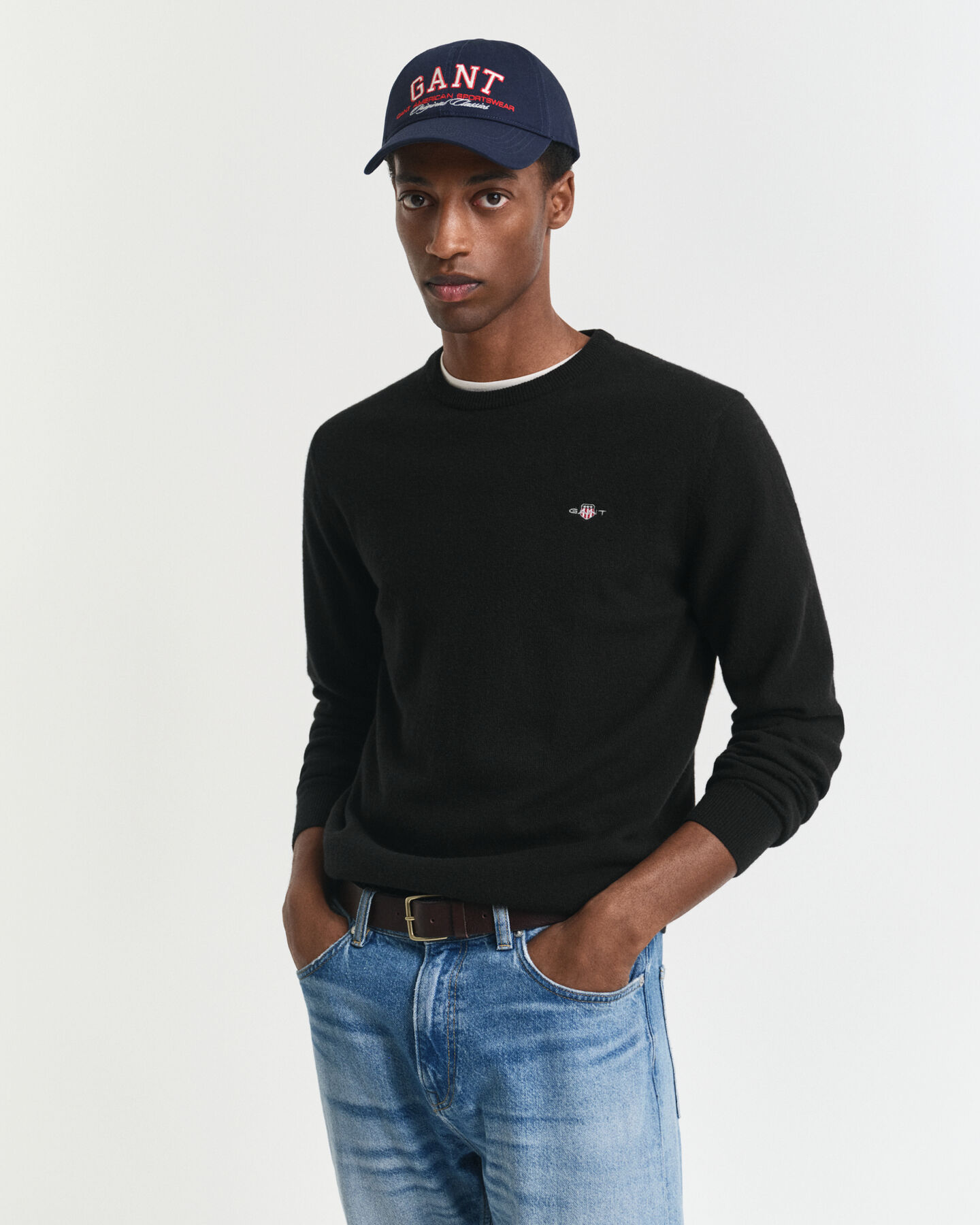 Ohut lampaanvillaneule, pyöreä pääntie