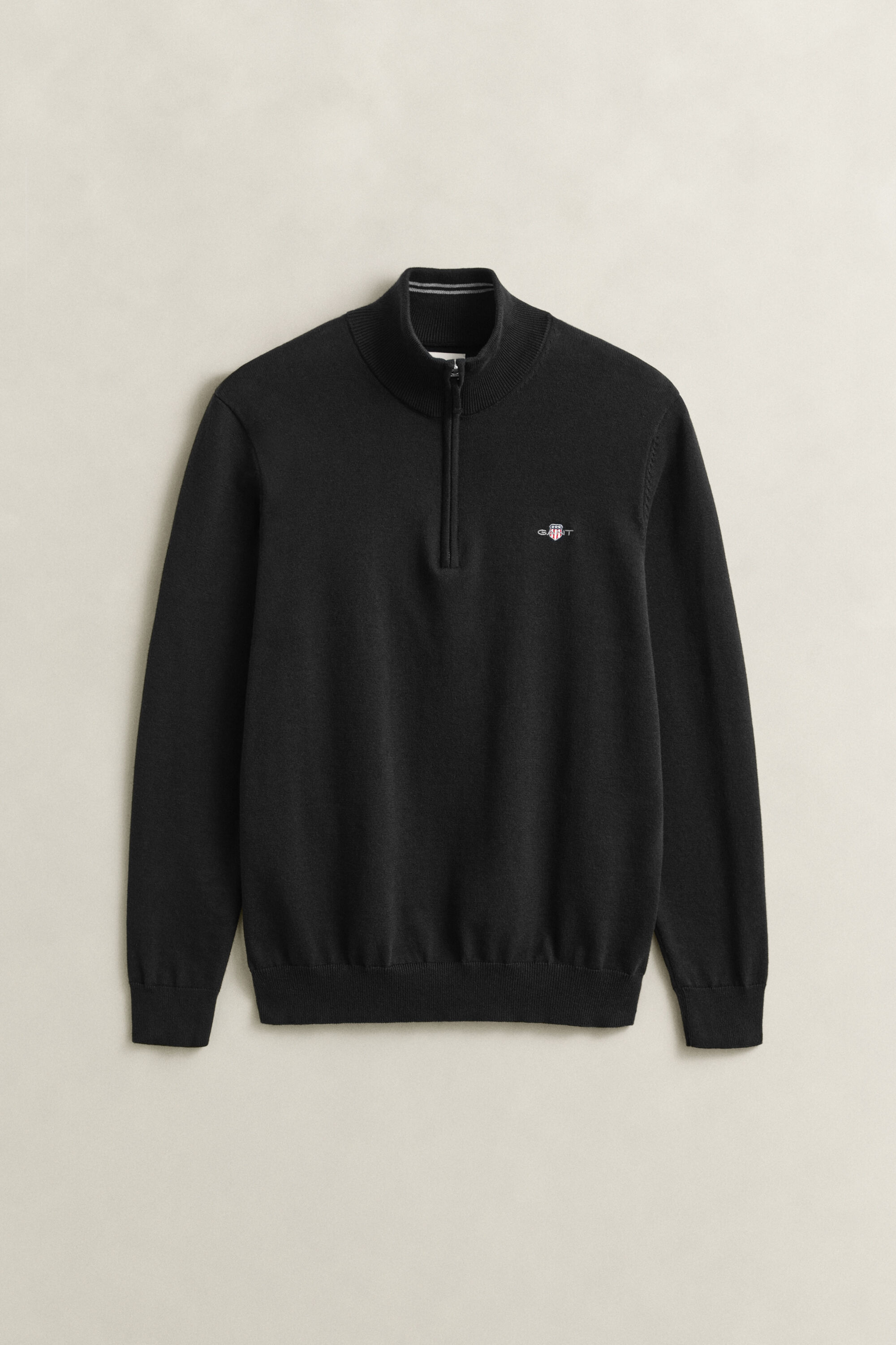 Klassinen puuvillaneulepusero puolivetoketjulla