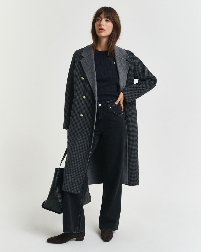 Joustopuuvillainen palmikkoneulepusero