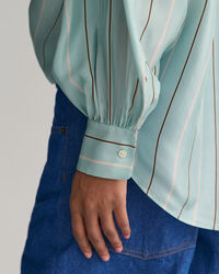 Silkkikankainen raidallinen Bow Blouse -pusero