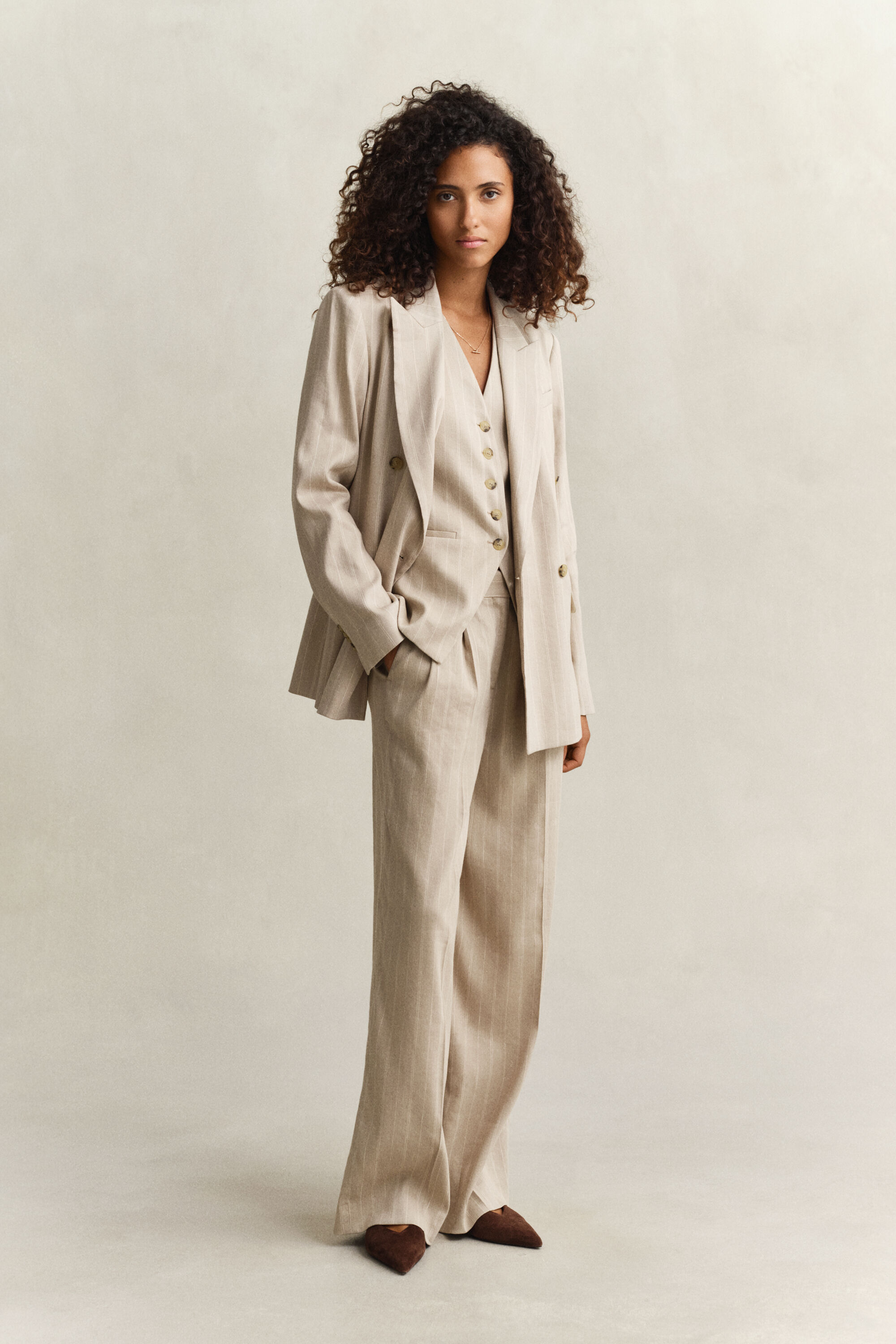 Liituraitableiseri pellavasekoitetta