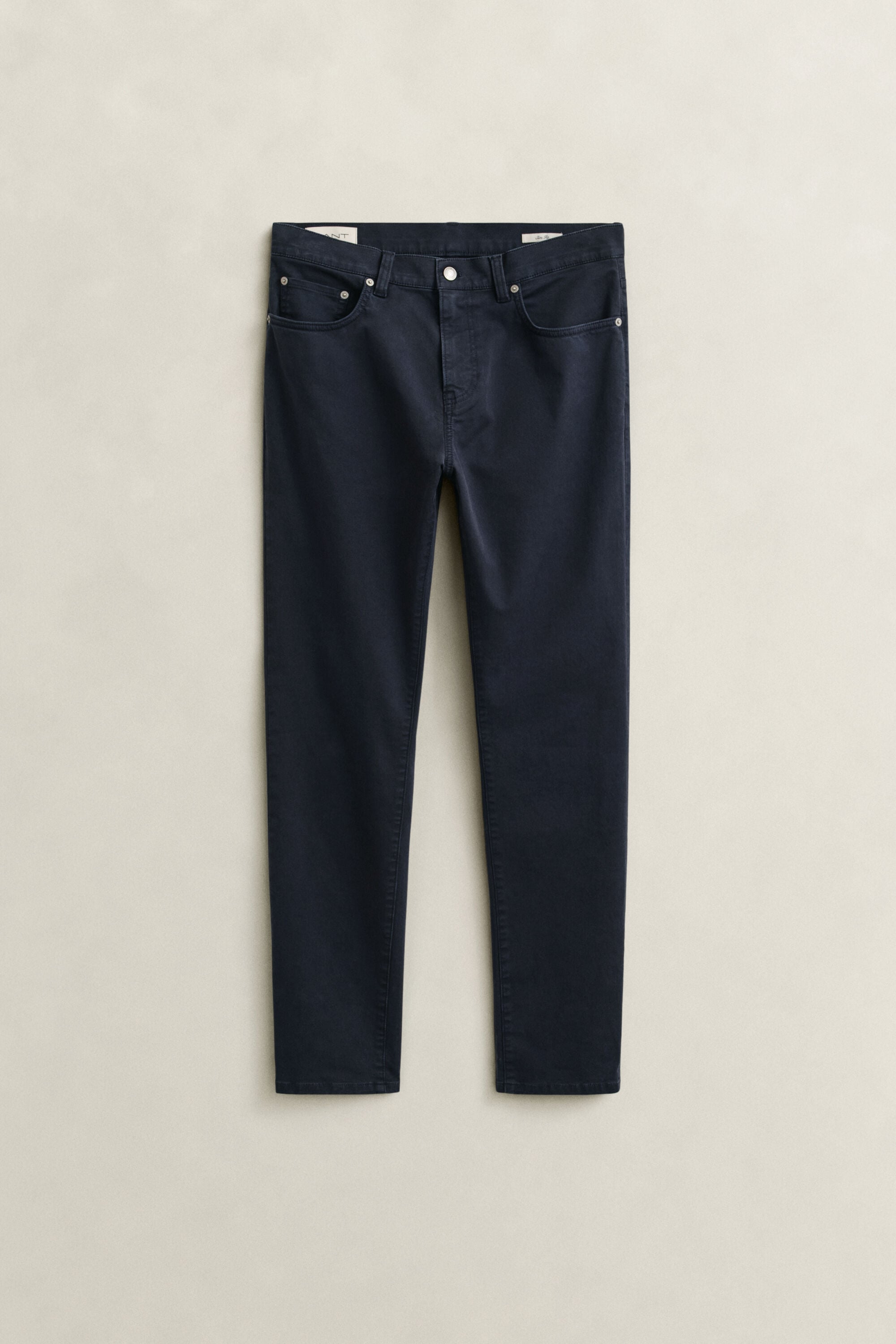 Slim fit ‑mitoitetut Desert-farkut