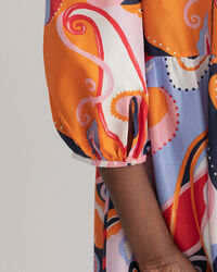 Paisley-kuvioitu silkkimekko