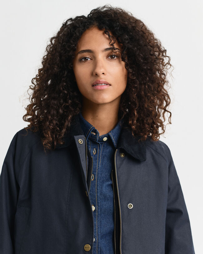 Kaksikerroksinen öljykangastakki