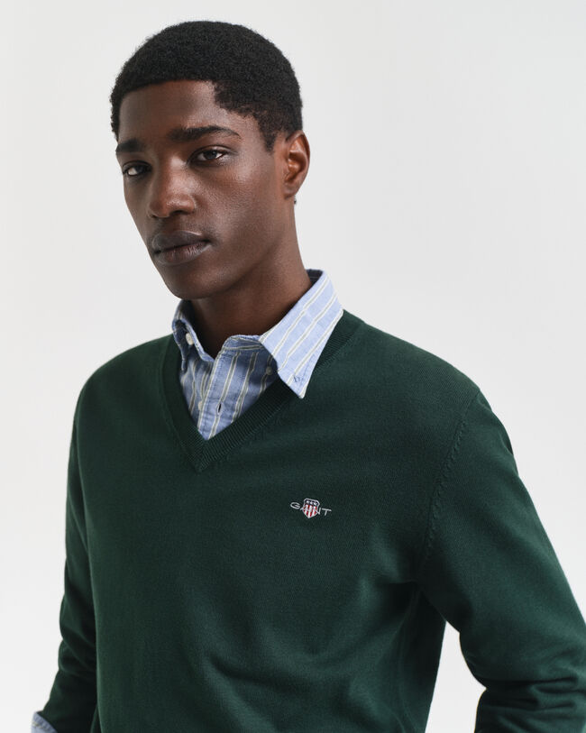 Klassinen puuvillaneulepusero, v-pääntie