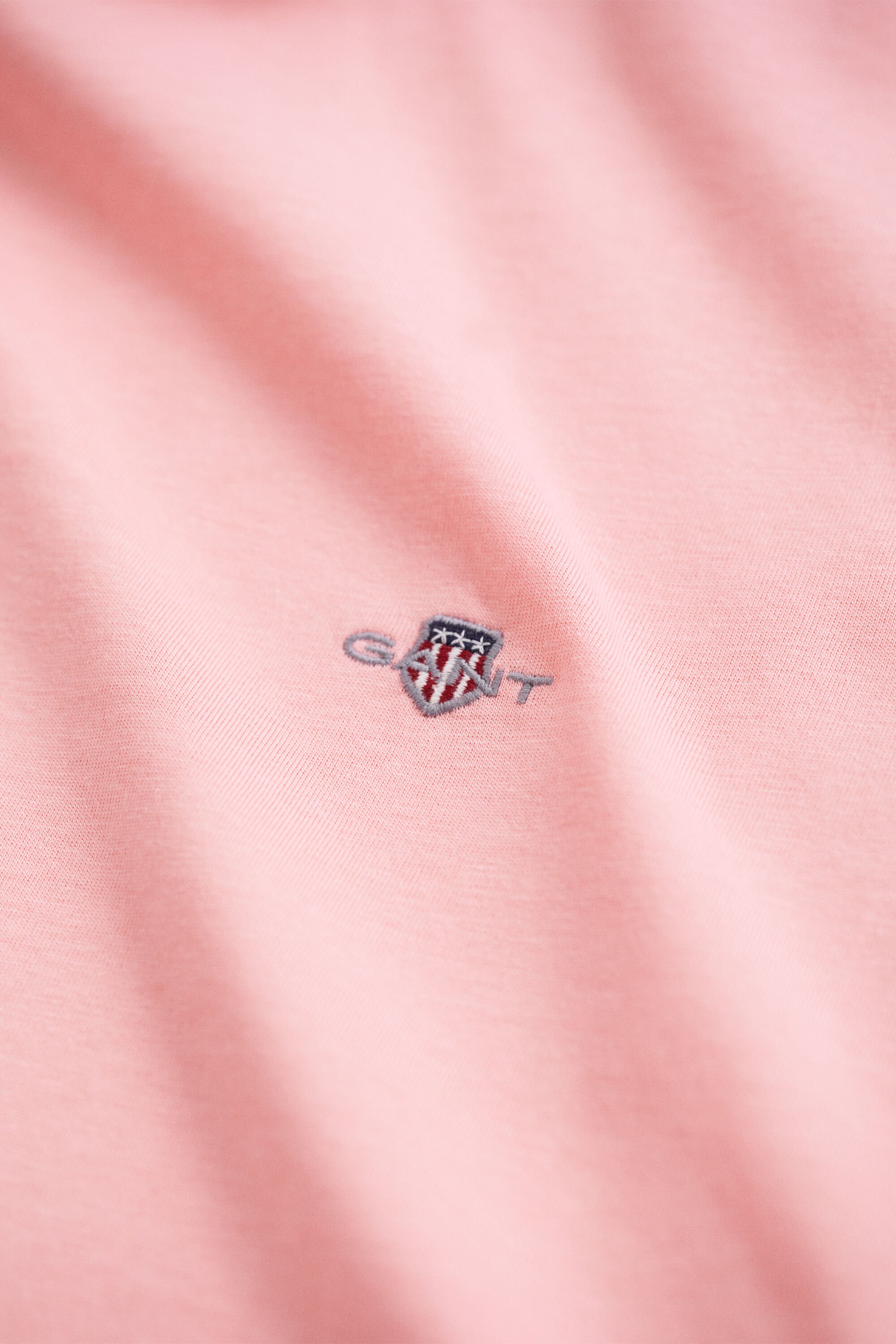 Regular fit ‑mitoitettu Shield-t‑paita