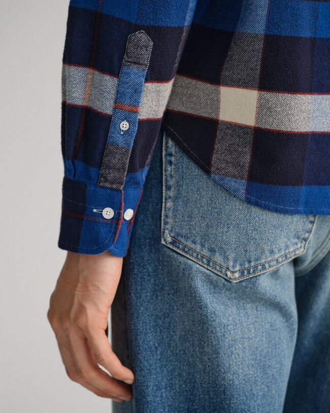 Regular fit ‑mitoitettu ruudullinen flanellipaita