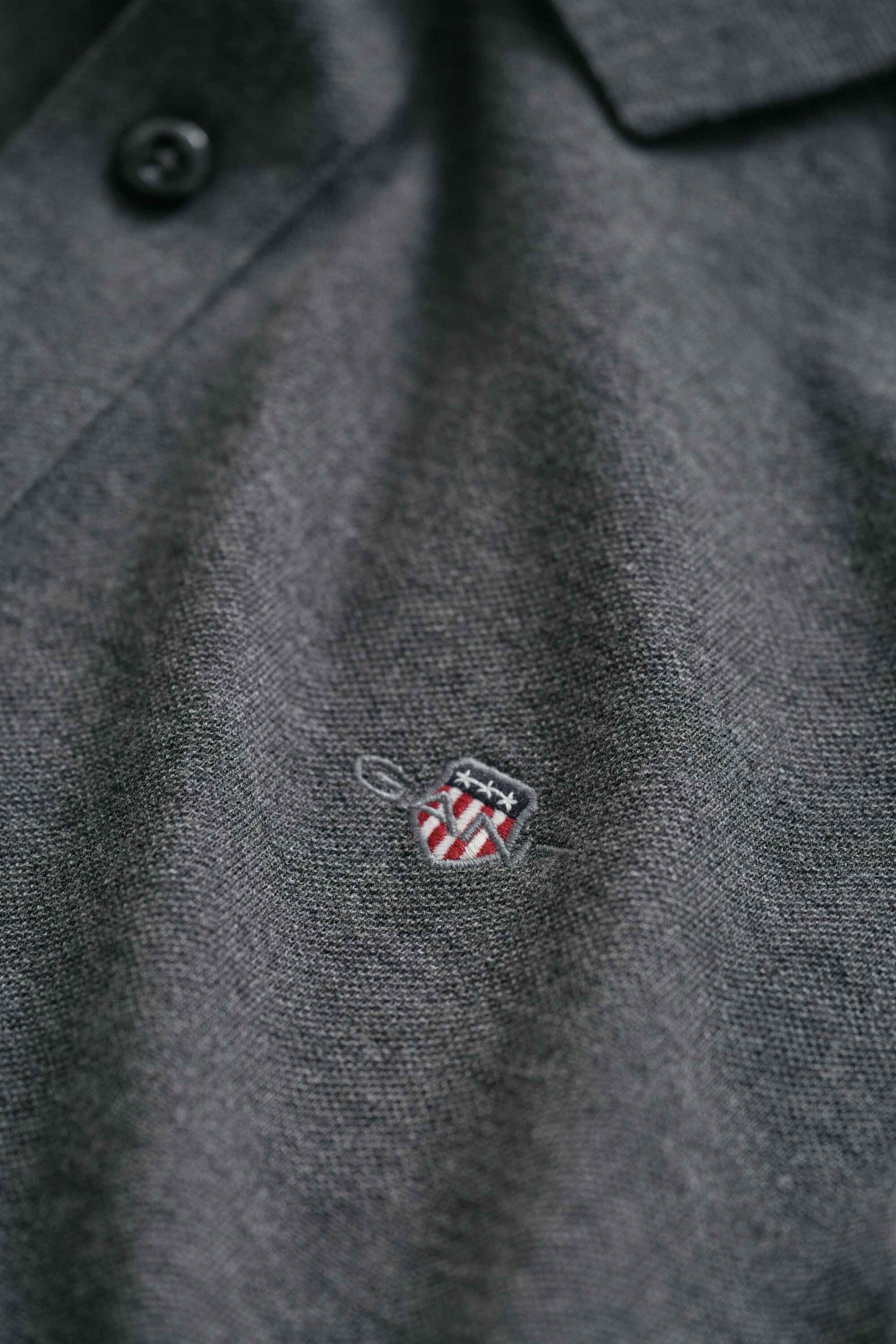 Normaali Classic-pikeepaita