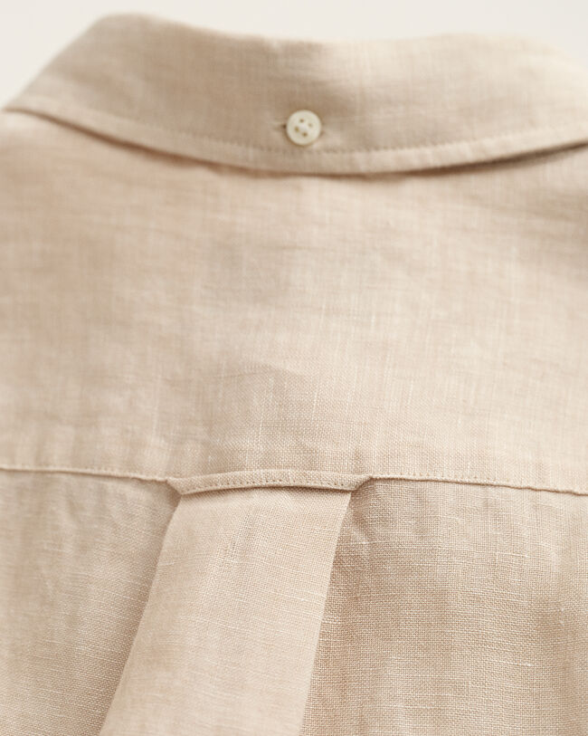 Regular&nbsp;fit ‑mitoitettu lyhythihainen pellavapaita