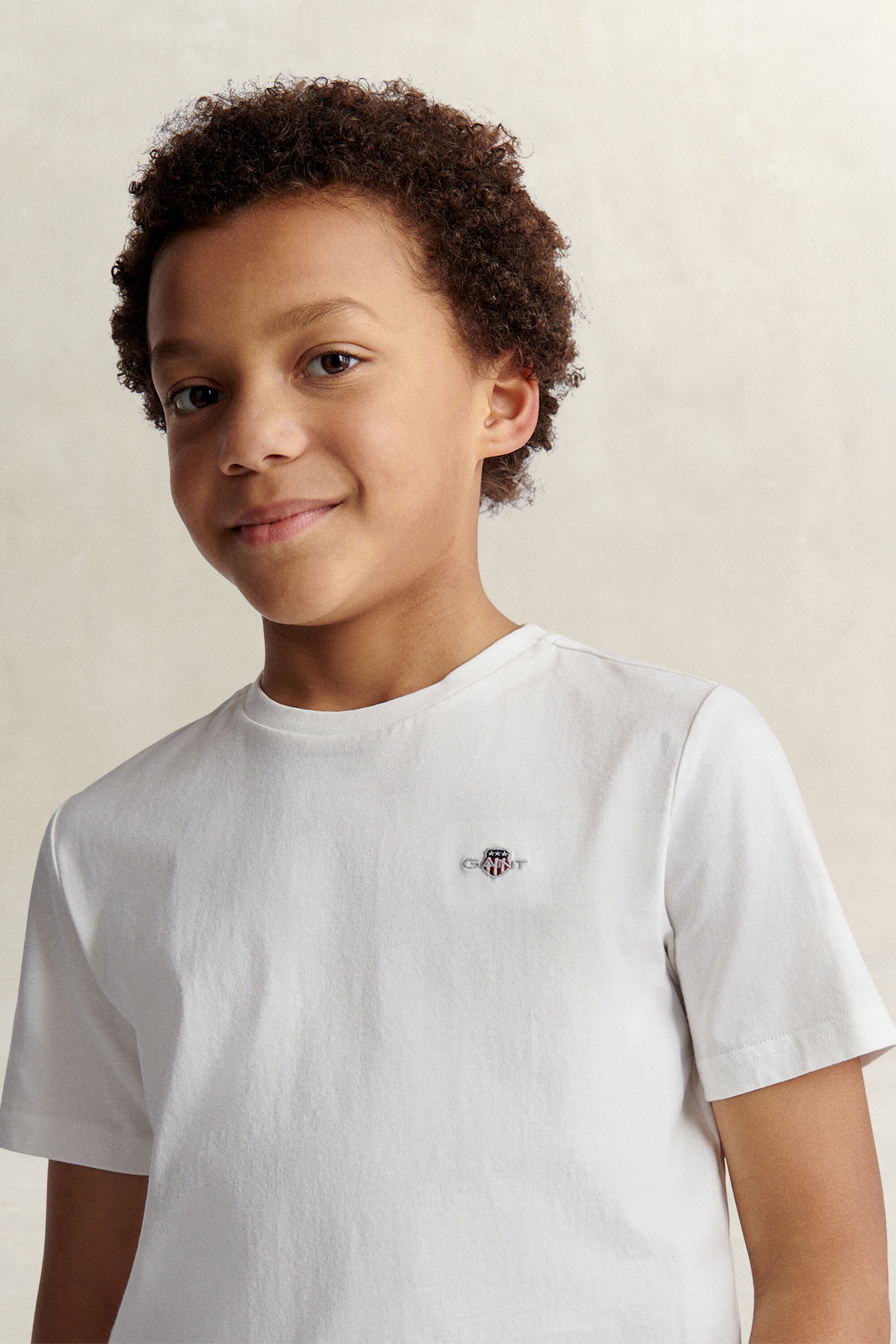 Teens-malliston Shield-t‑paita