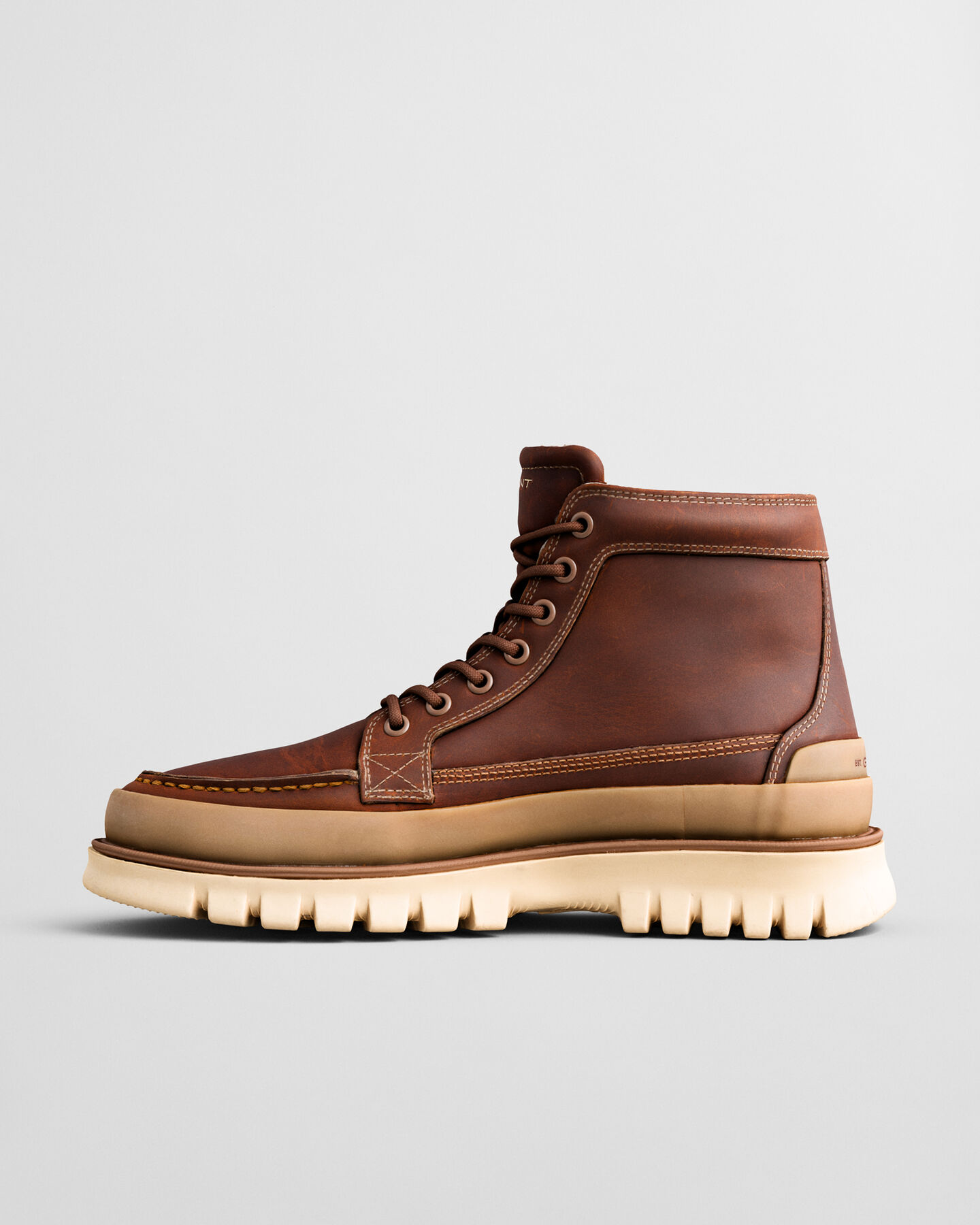 Nebrada Mid ‑nahkanilkkurit