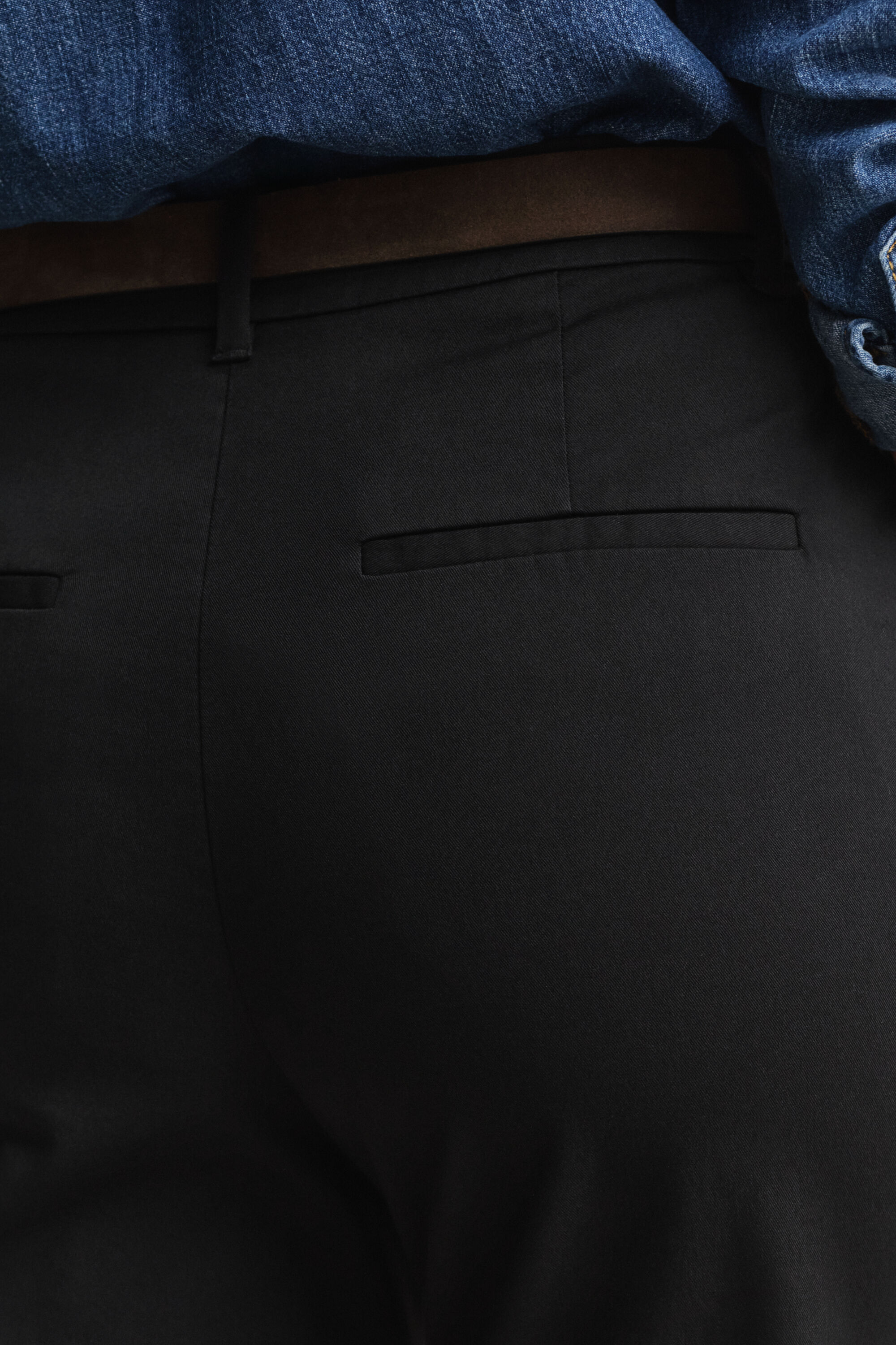 Slim fit ‑mitoitetut housut