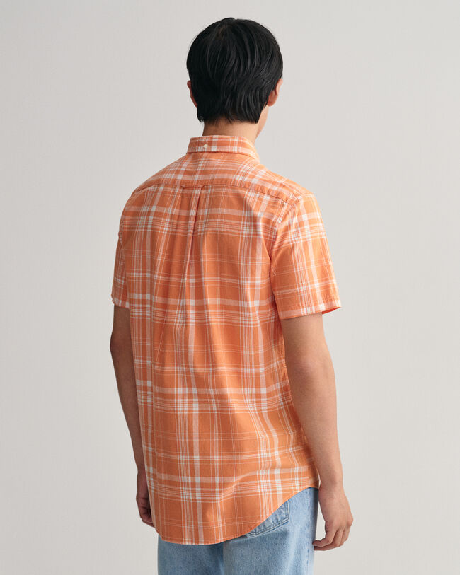 Regular&nbsp;fit ‑mitoitettu lyhythihainen ruutupaita puuvillapellavaa