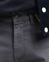 Slim fit ‑mitoitetut Desert-farkut