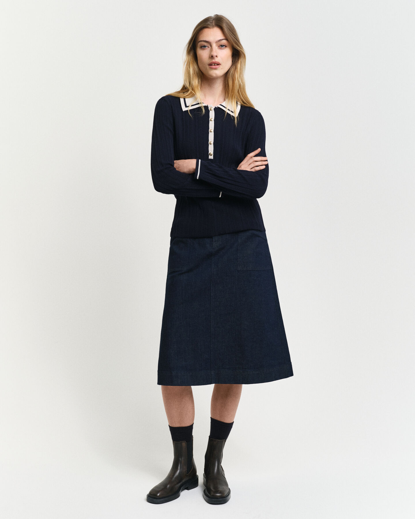 Kontrastiv&auml;rinen pikeeneulepusero joustinneuletta