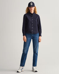 Regular fit ‑mitoitettu, valmiina v&auml;rj&auml;tty oxford-paita