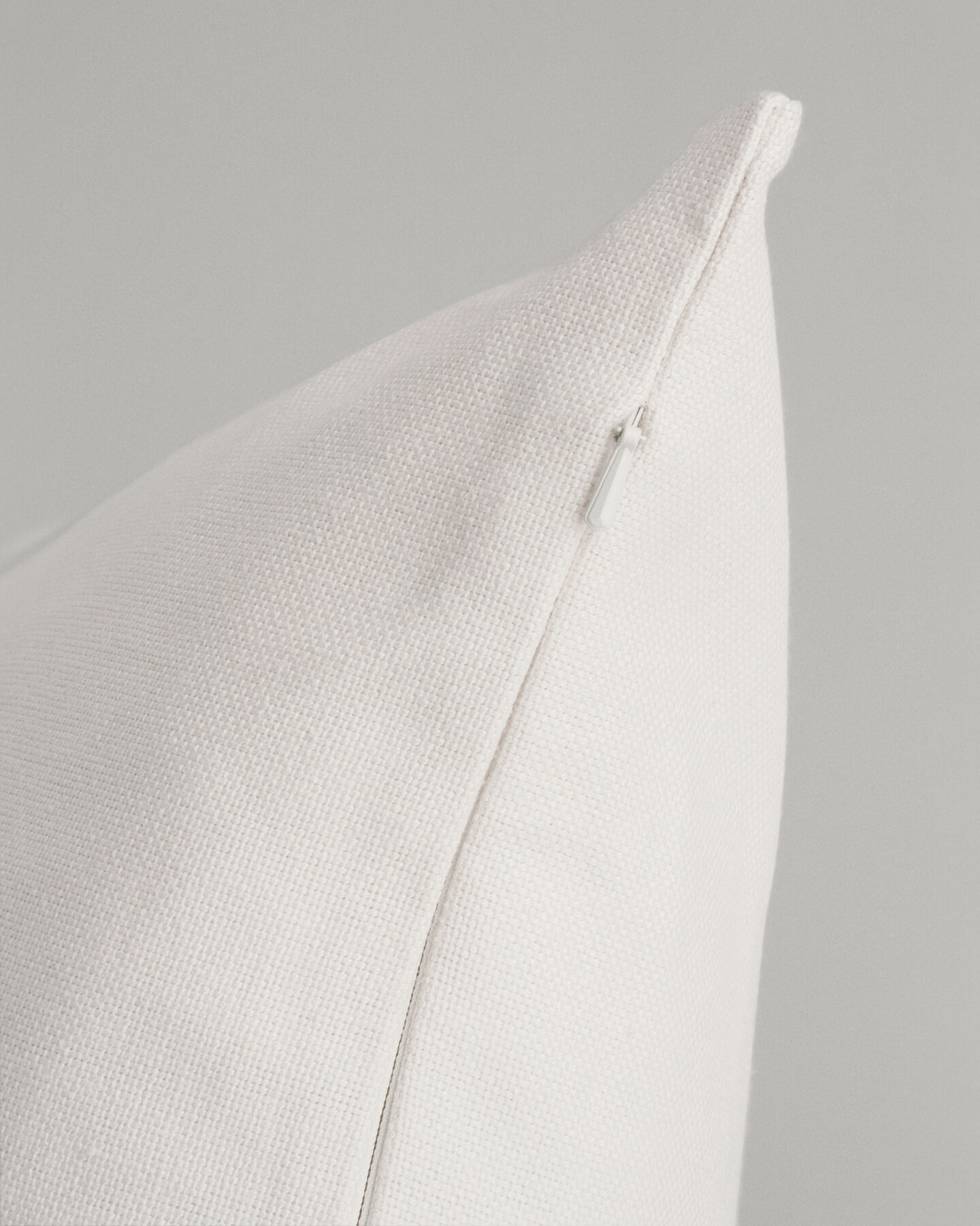 Archive Shield ‑tyynynpäällinen