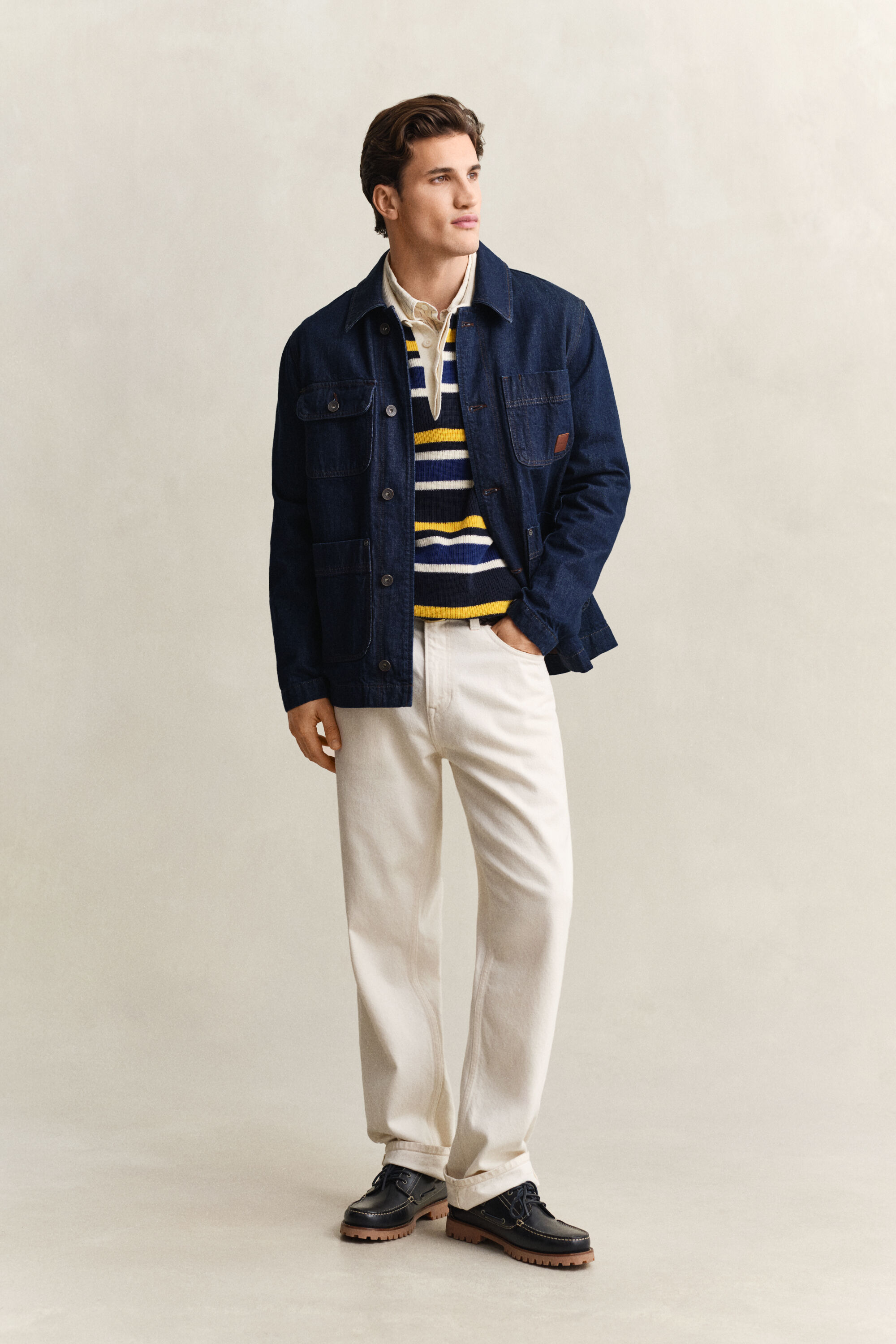 Raidallinen pikeeneulepusero joustinneuletta