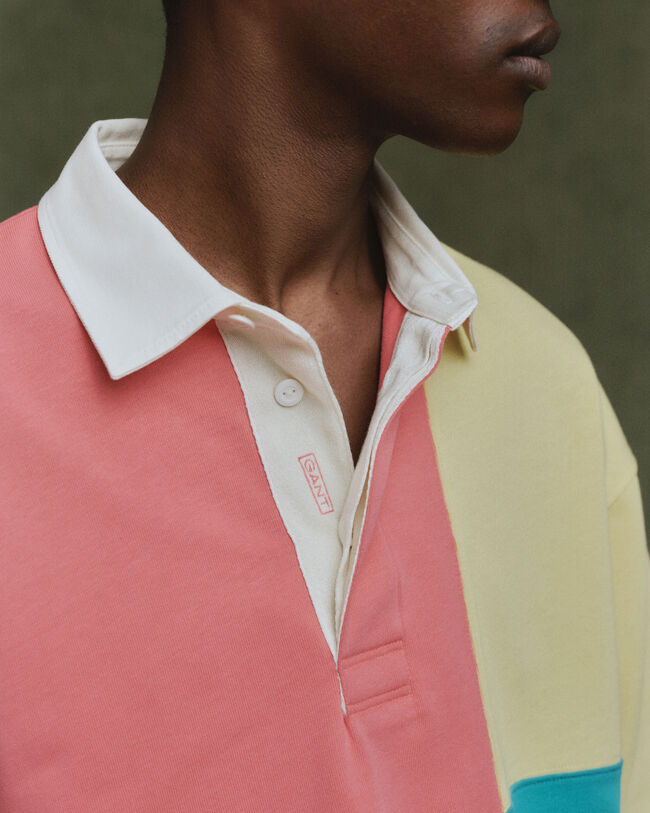 Moniv&auml;rinen Heavy Rugger ‑paita