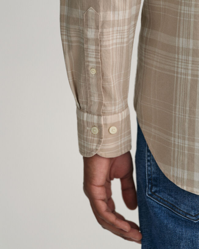 Regular fit ‑mitoitettu ruutupaita puuvillan ja pellavan sekoitteesta