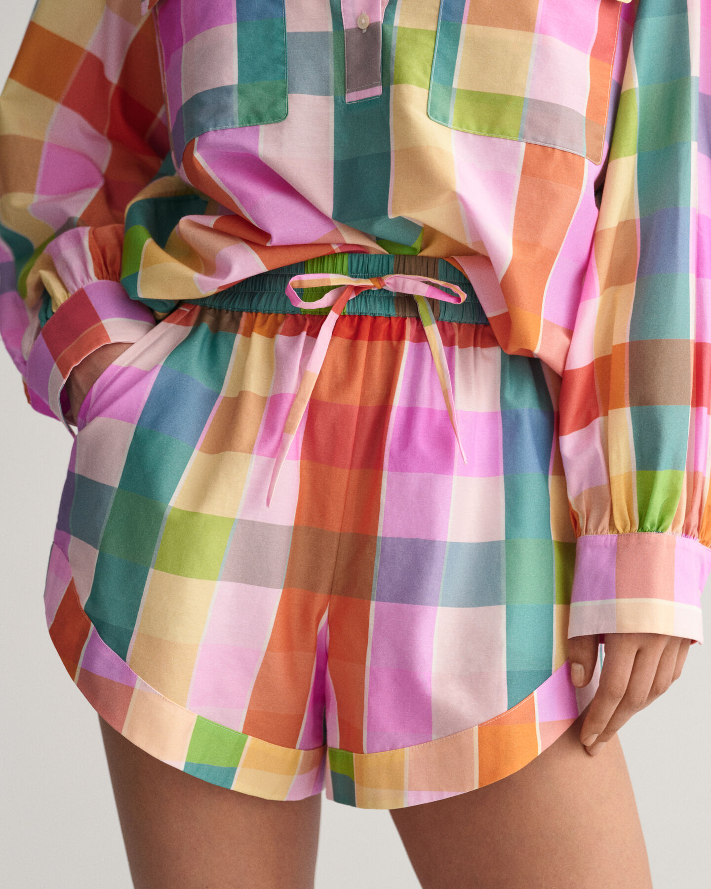 Ruudulliset puuvilla-silkkishortsit