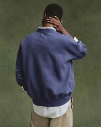 Collegiate Graphic -collegepaita, py&ouml;re&auml; p&auml;&auml;ntie