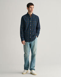 Regular&nbsp;fit ‑mitoitettu ruudullinen vakosamettipaita