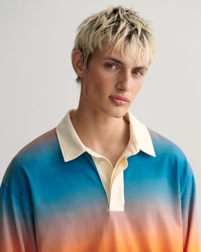 Värikäs liukuvärinen Rugger