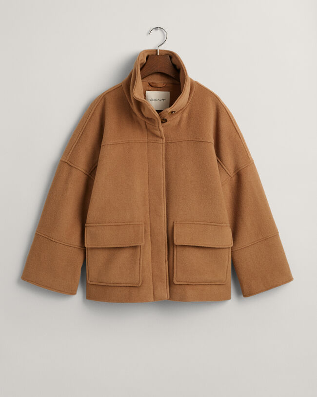 Lyhyt villakangastakki