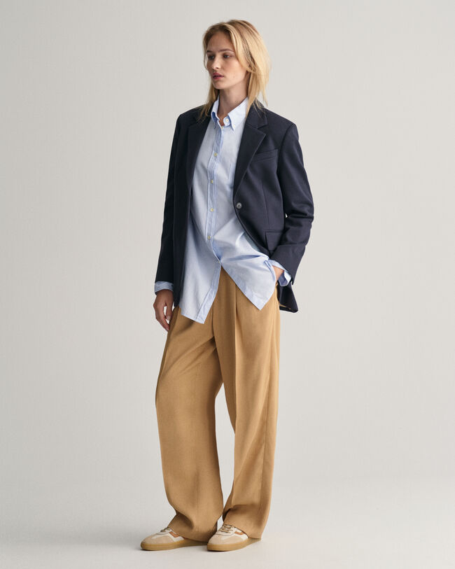 Regular fit ‑mitoitettu jerseybleiseri