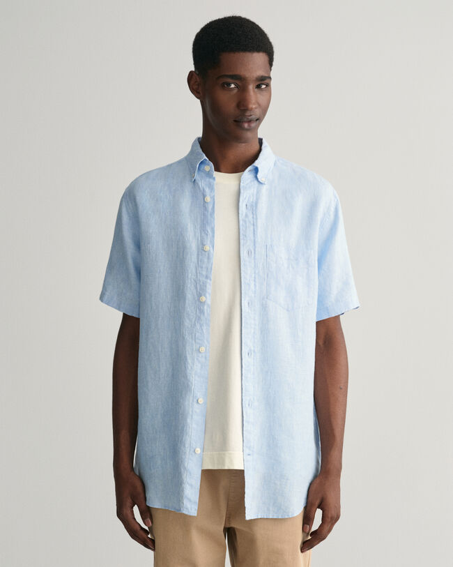 Regular&nbsp;fit ‑mitoitettu lyhythihainen pellavapaita