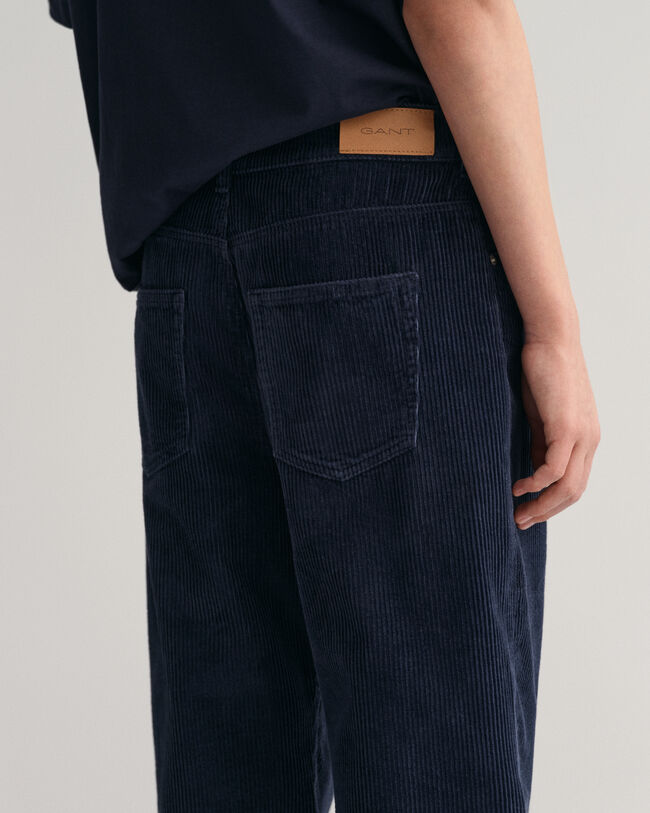 Teen Boys ‑malliston loose fit -mitoitetut vakosamettihousut